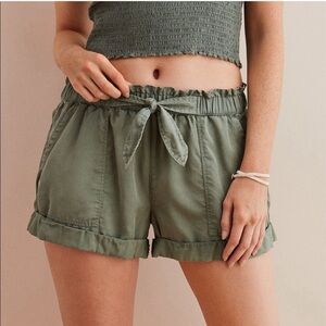Aerie camp shorts - green